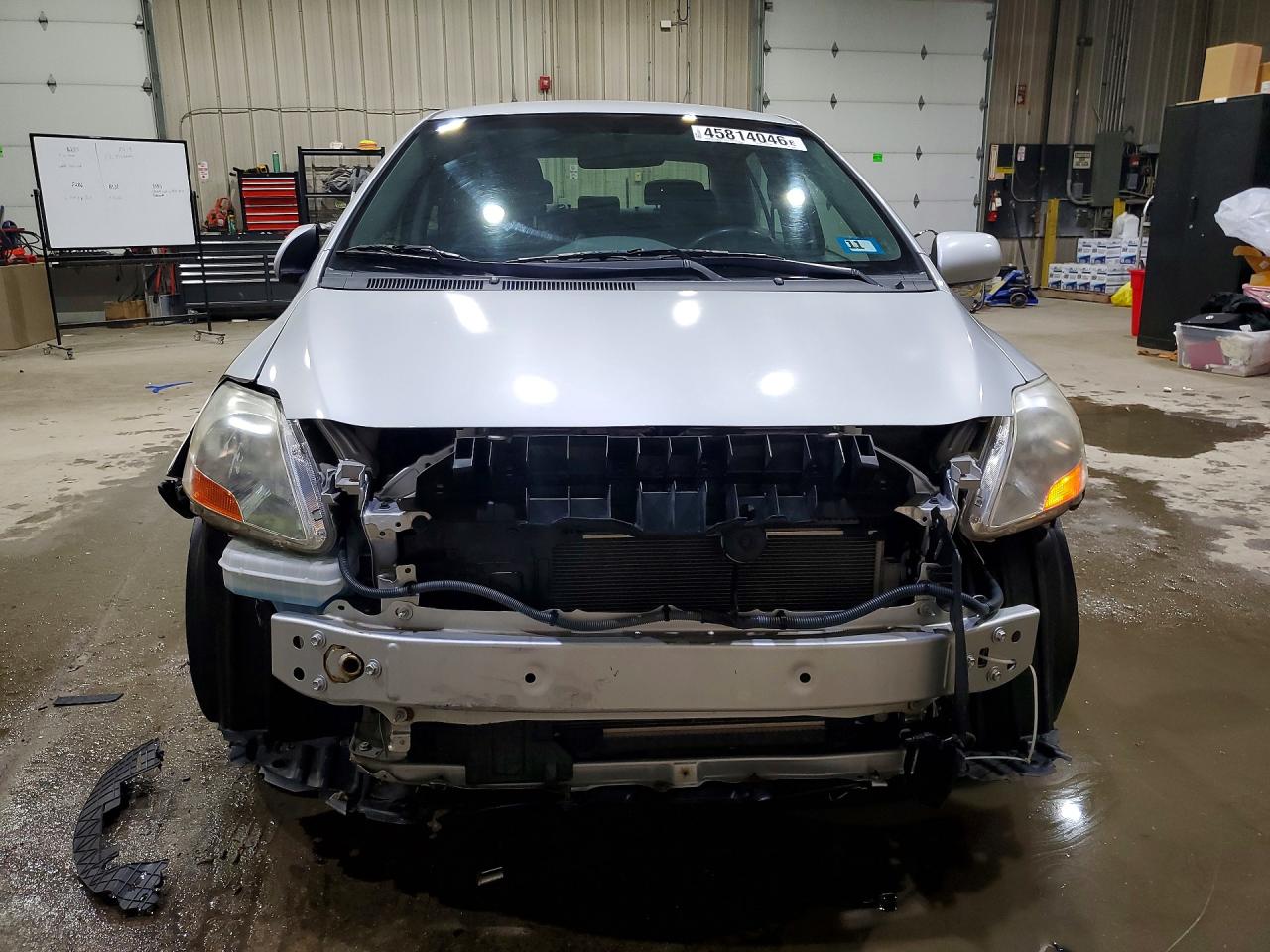 2010 TOYOTA YARIS BASE photo 9