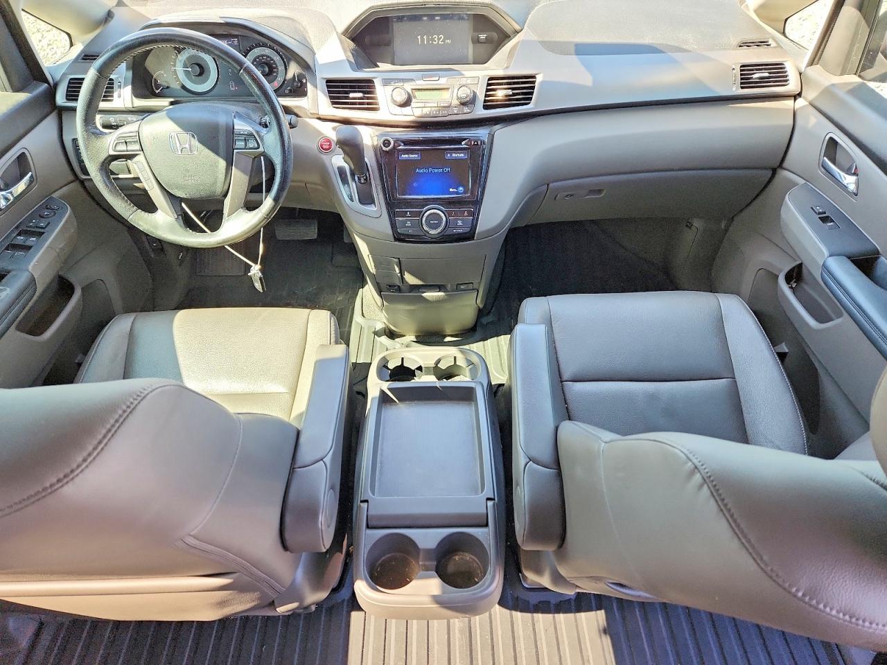 2016 HONDA ODYSSEY EXL photo 8