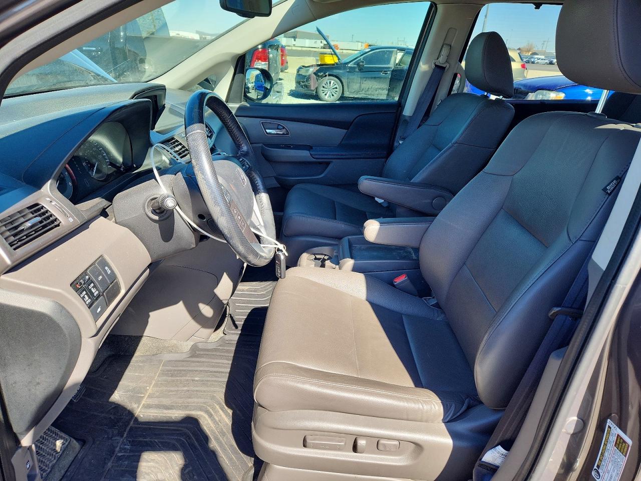 2016 HONDA ODYSSEY EXL photo 7