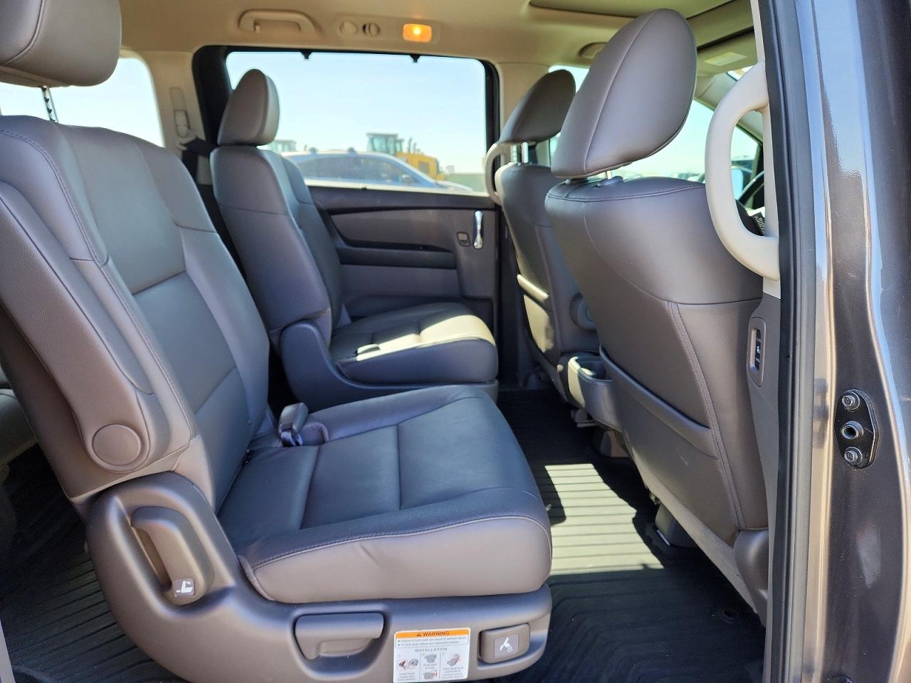 2016 HONDA ODYSSEY EXL photo 11