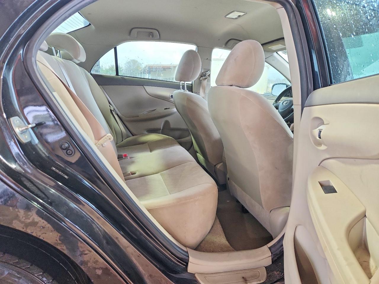 2009 TOYOTA COROLLA LE photo 19