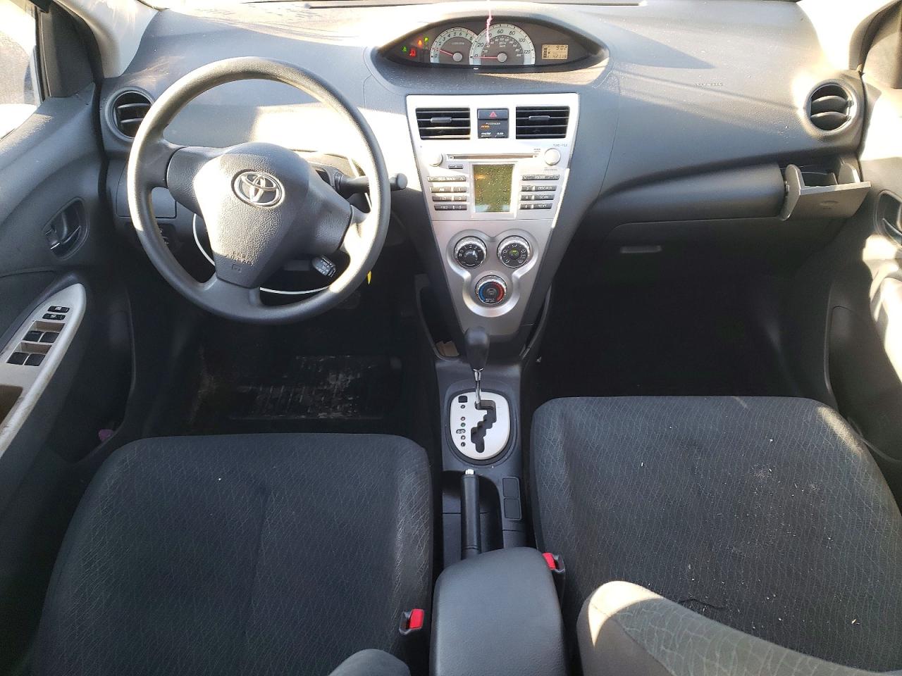 2008 TOYOTA YARIS BASE photo 15