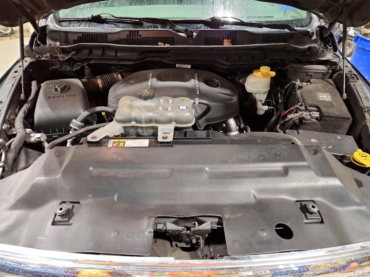 2015 RAM 1500 SLT photo 11