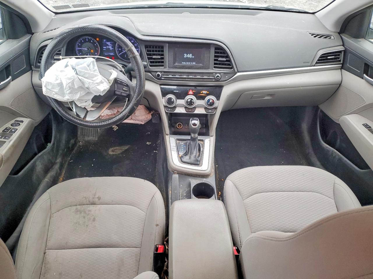 2019 HYUNDAI ELANTRA SE photo 22