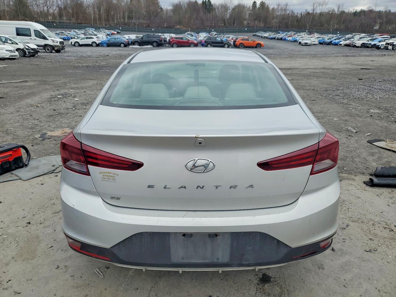 2019 HYUNDAI ELANTRA SE photo 16