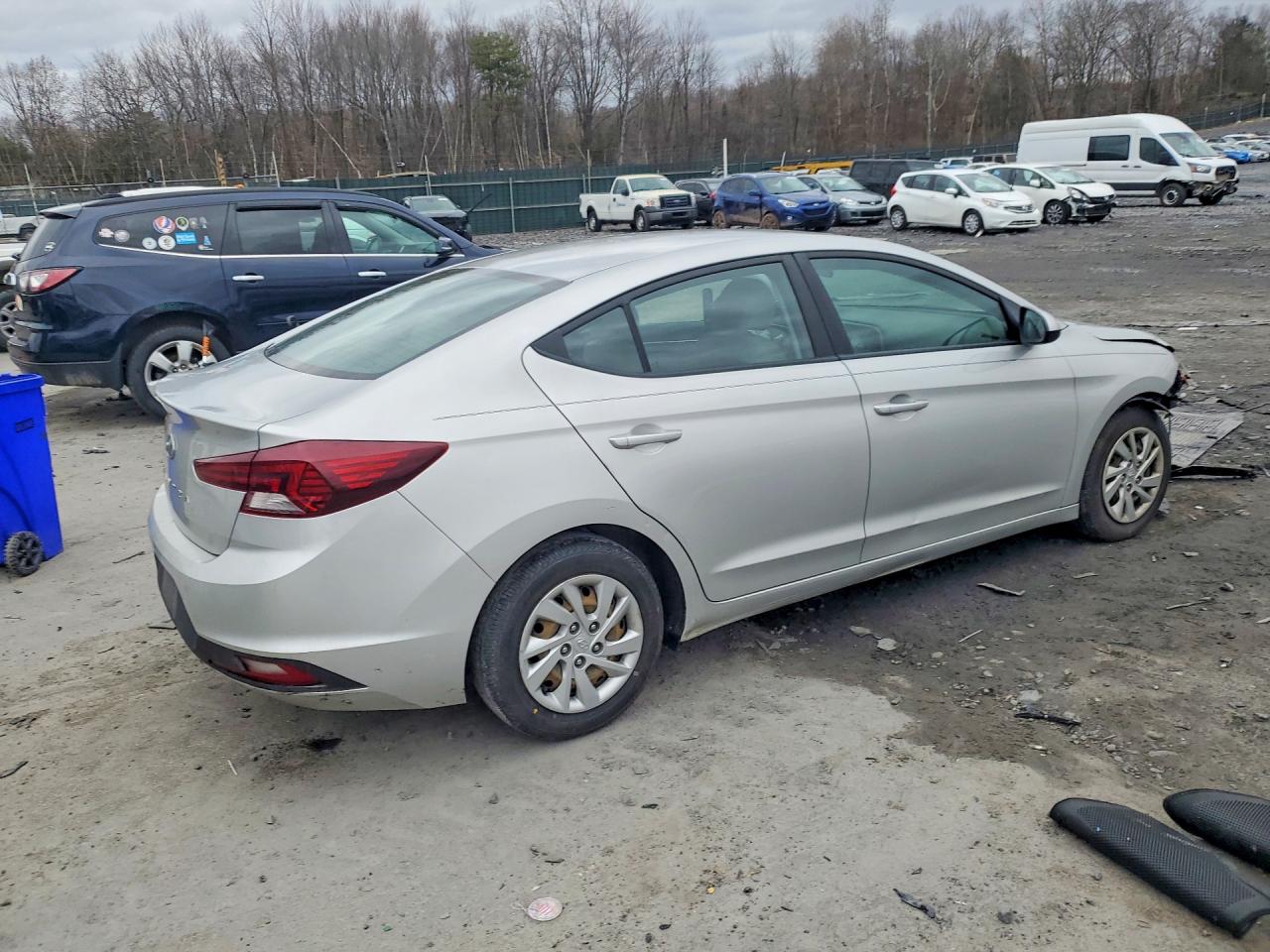 2019 HYUNDAI ELANTRA SE photo 7