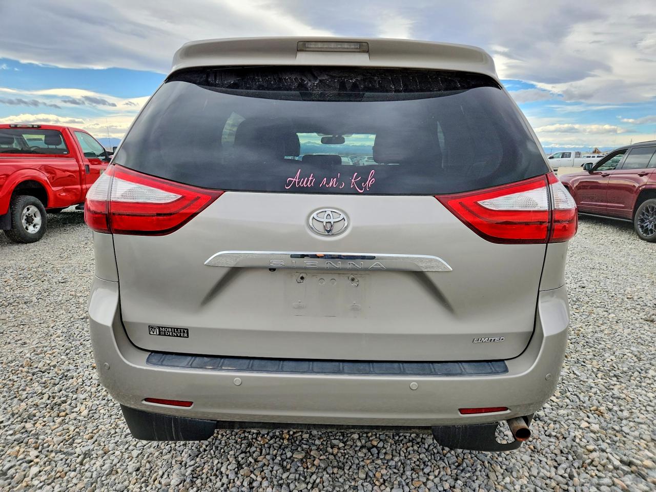 2016 TOYOTA SIENNA LIMITED PREMIUM 7-PASSENGER photo 16