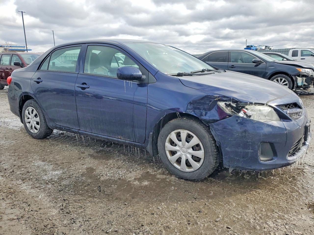 2013 TOYOTA COROLLA L photo 7