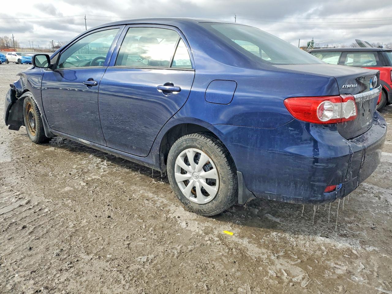2013 TOYOTA COROLLA L photo 3