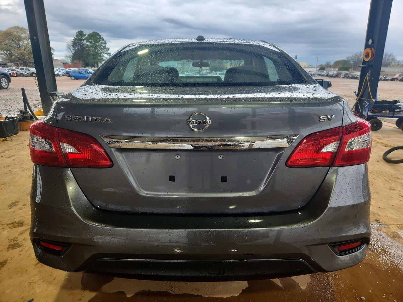 2019 NISSAN SENTRA SV photo 11