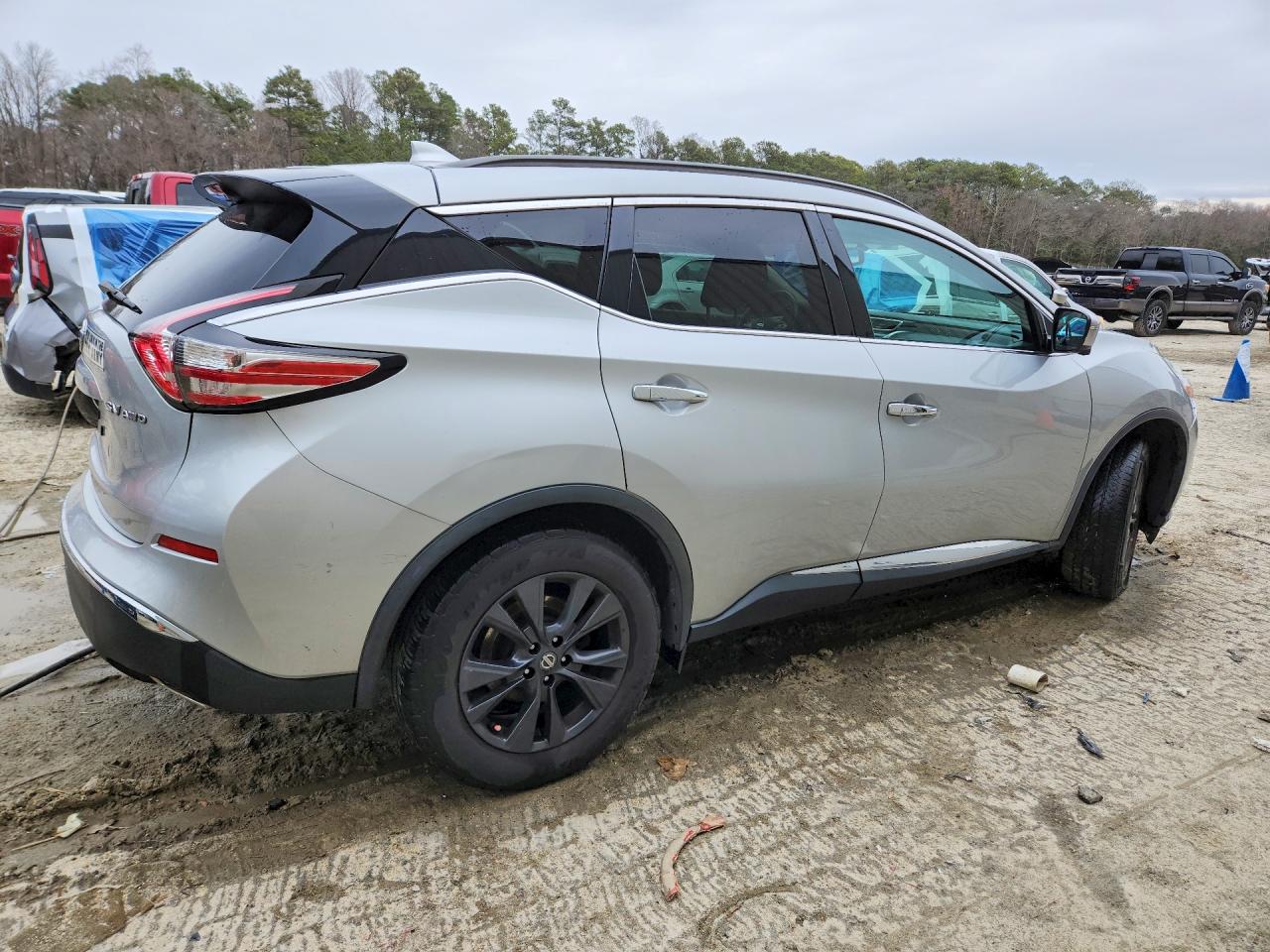 2017 NISSAN MURANO SV photo 7
