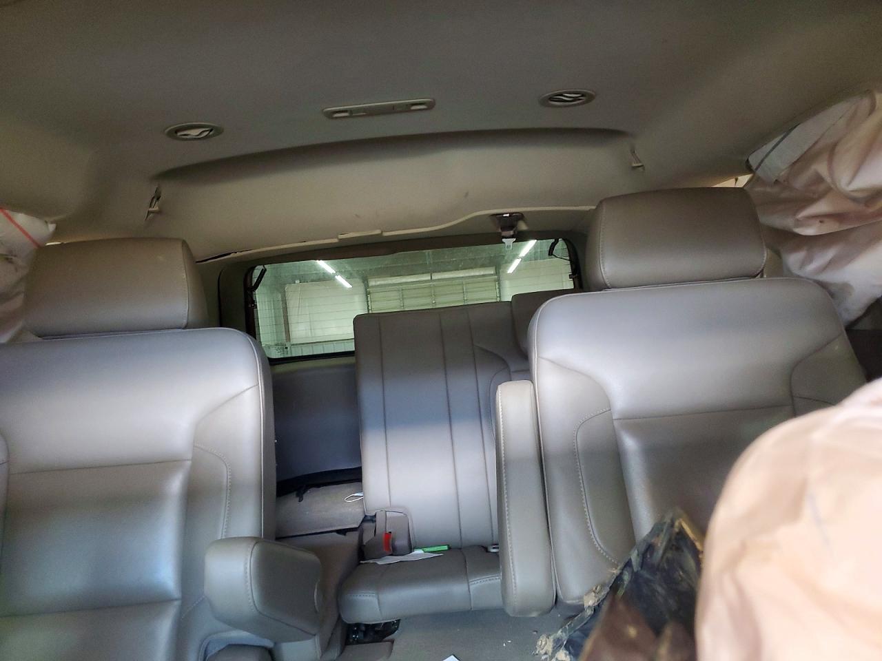 2020 CHEVROLET TAHOE C1500 LT photo 19