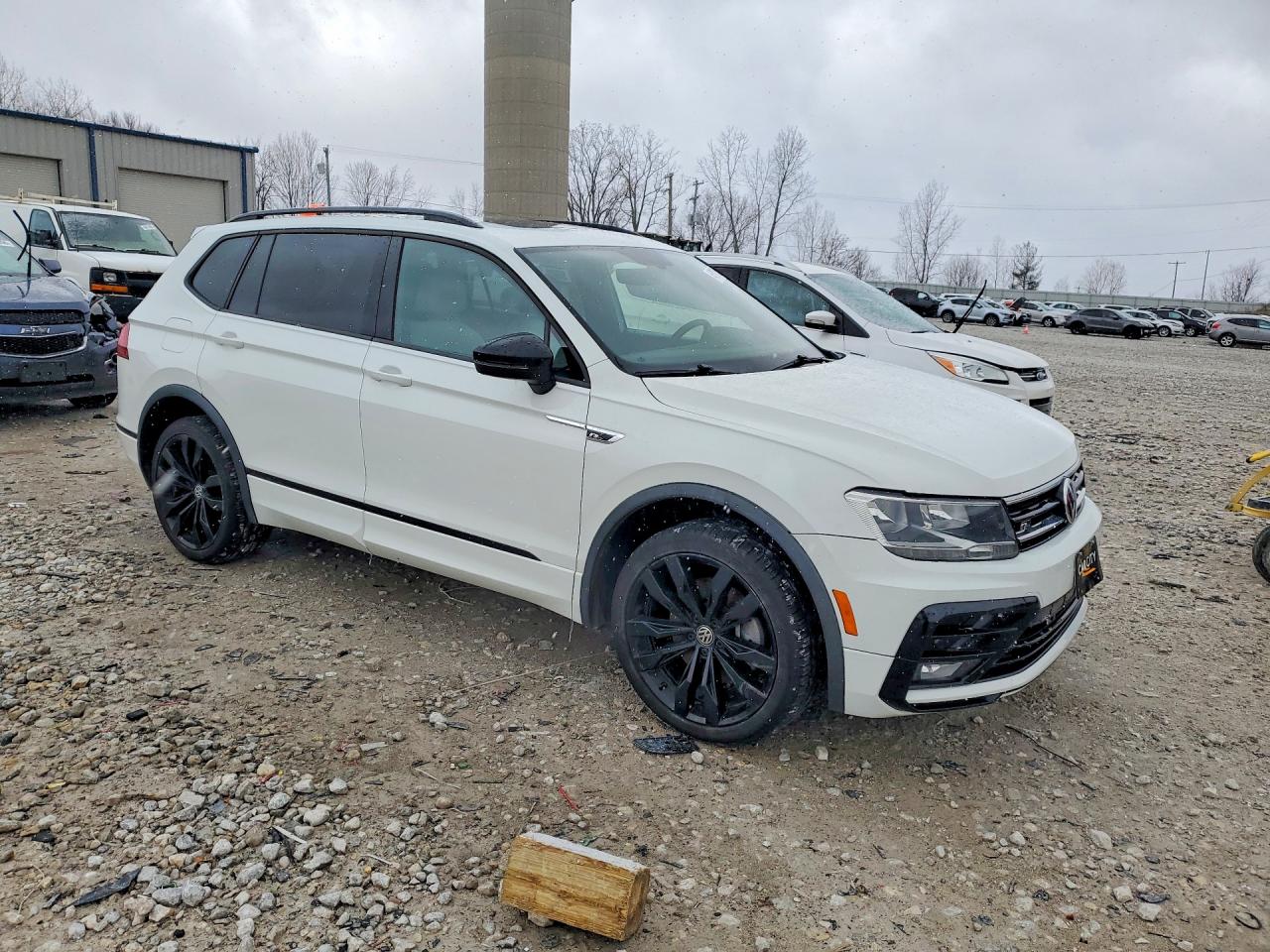 2020 VOLKSWAGEN TIGUAN SE photo 4
