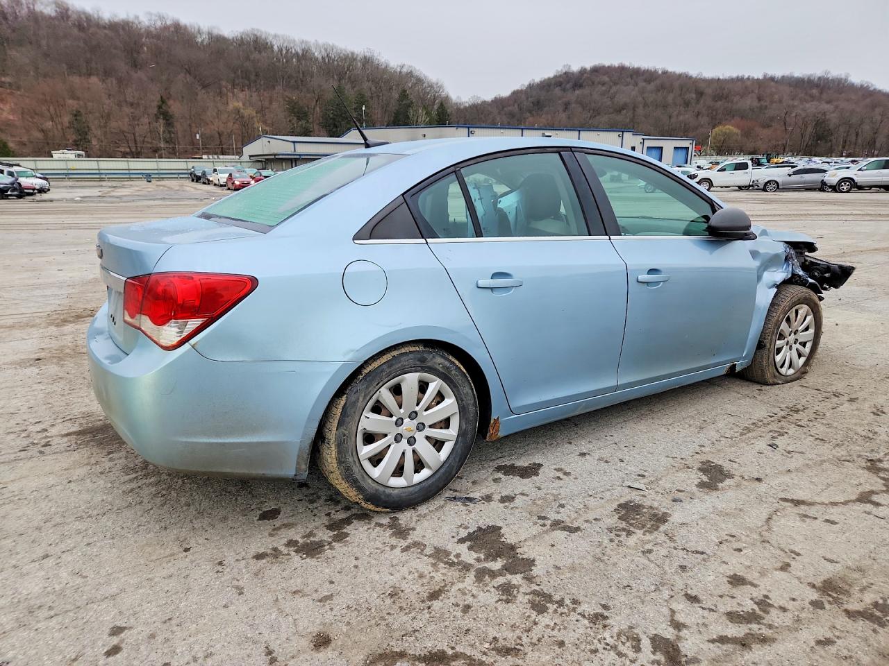 2011 CHEVROLET CRUZE photo 7