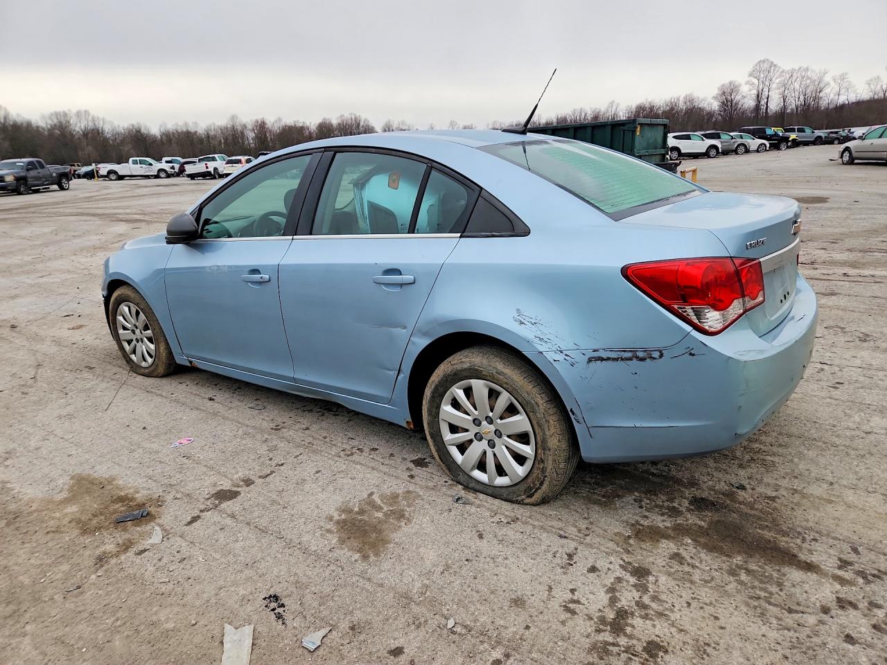 2011 CHEVROLET CRUZE photo 4