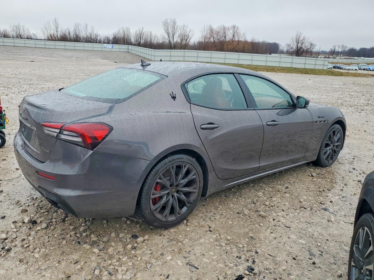 2022 MASERATI GHIBLI MODENA photo 3