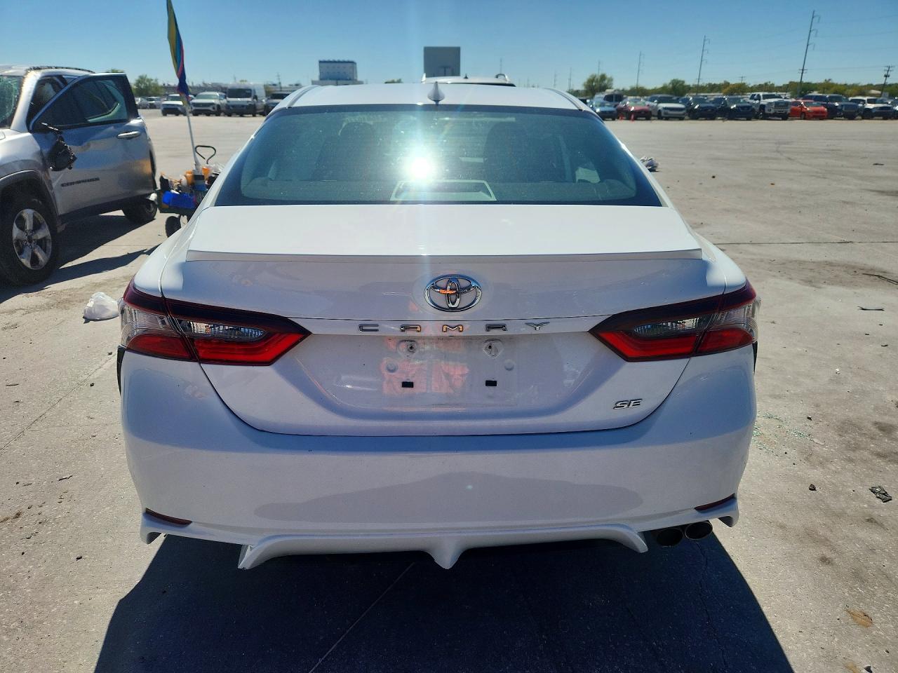 2023 TOYOTA CAMRY SE photo 11