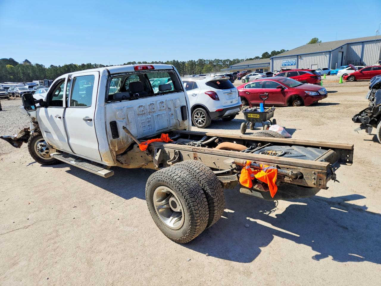 2019 CHEVROLET SILVERADO K3500 photo 3