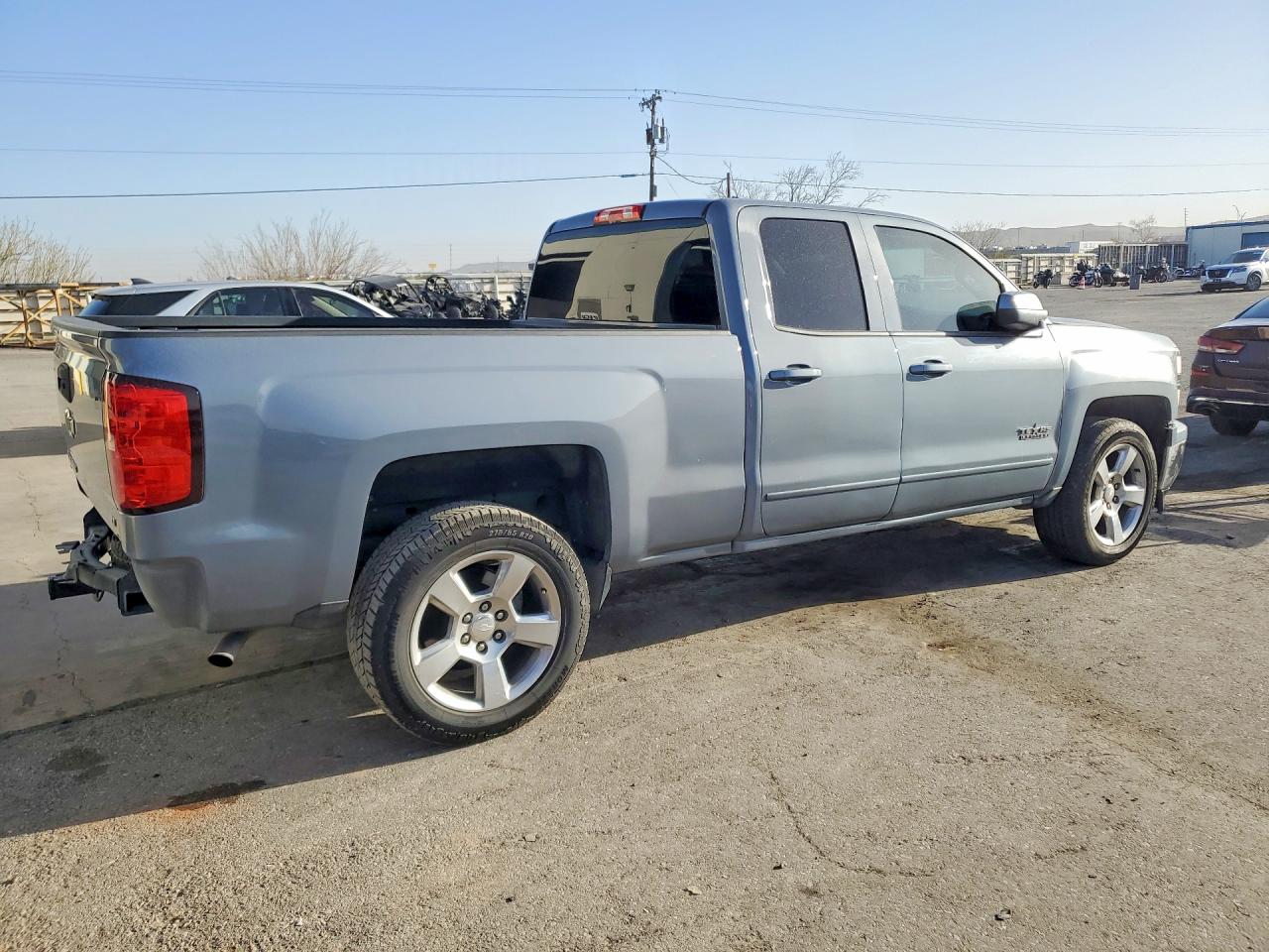 2015 CHEVROLET SILVERADO C1500 LT photo 7