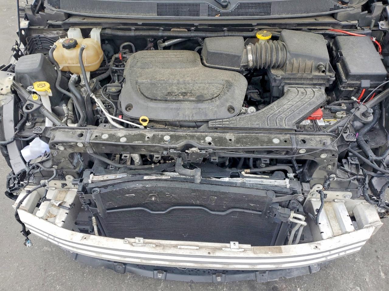 2021 CHRYSLER VOYAGER LXI photo 23