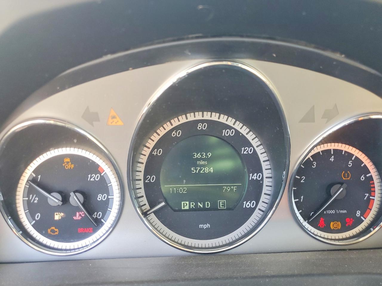 2011 MERCEDES-BENZ C 300 photo 9