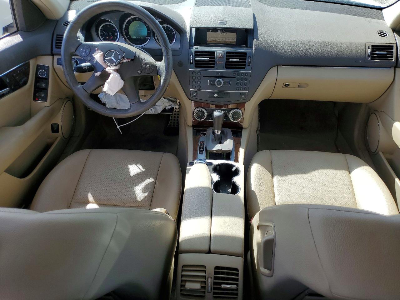 2011 MERCEDES-BENZ C 300 photo 8