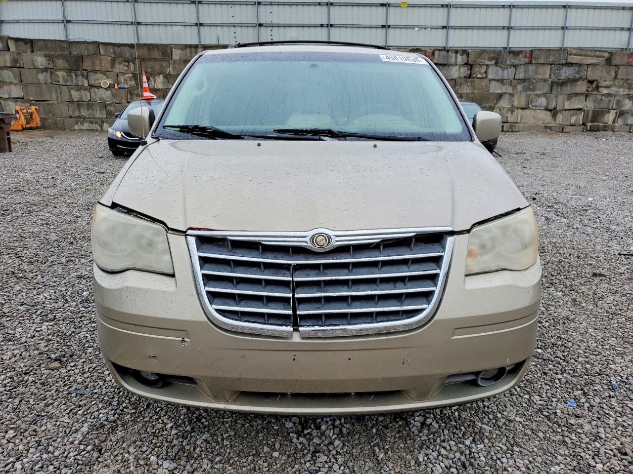 2008 CHRYSLER TOWN & COUNTRY TOURING photo 9
