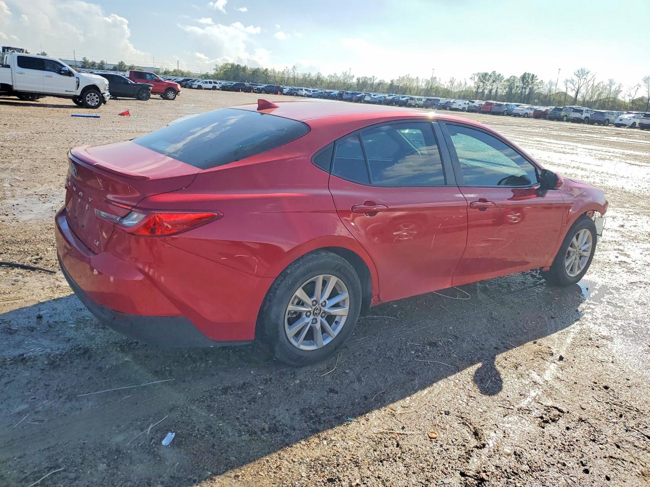2025 TOYOTA CAMRY LE photo 3