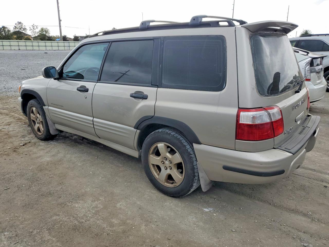 2001 SUBARU FORESTER S photo 3