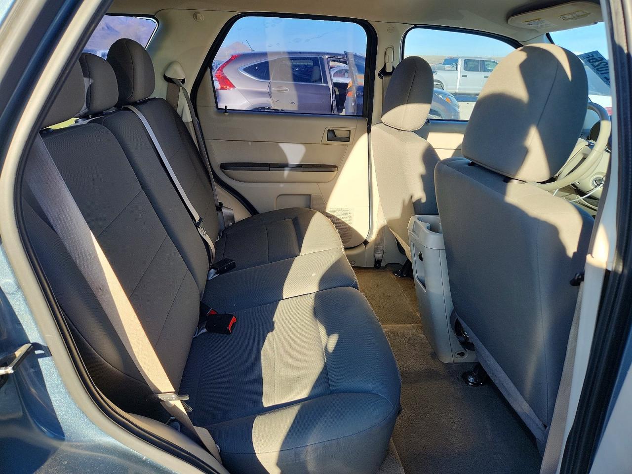 2010 FORD ESCAPE XLS photo 11