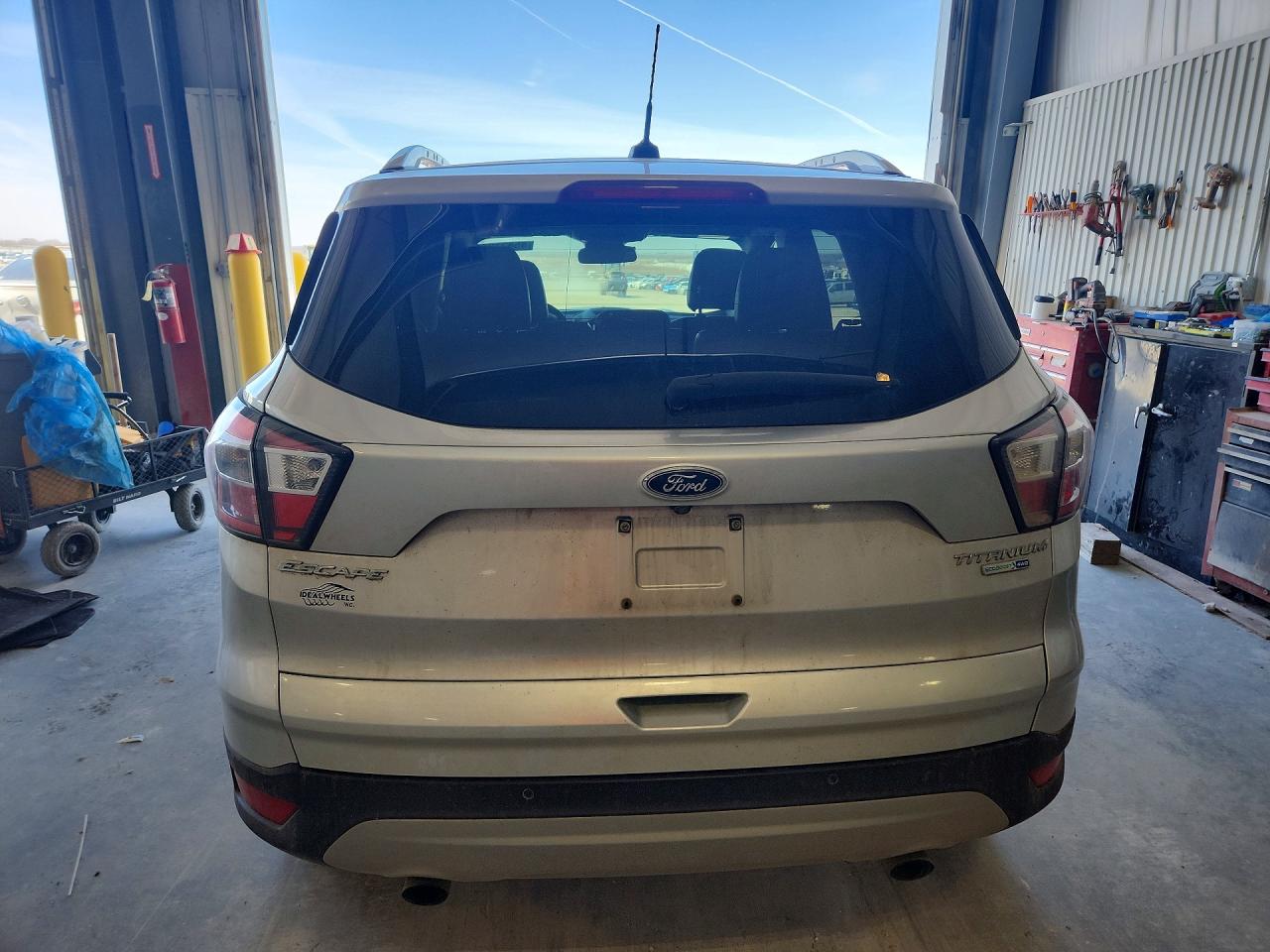 2017 FORD ESCAPE TITANIUM photo 11