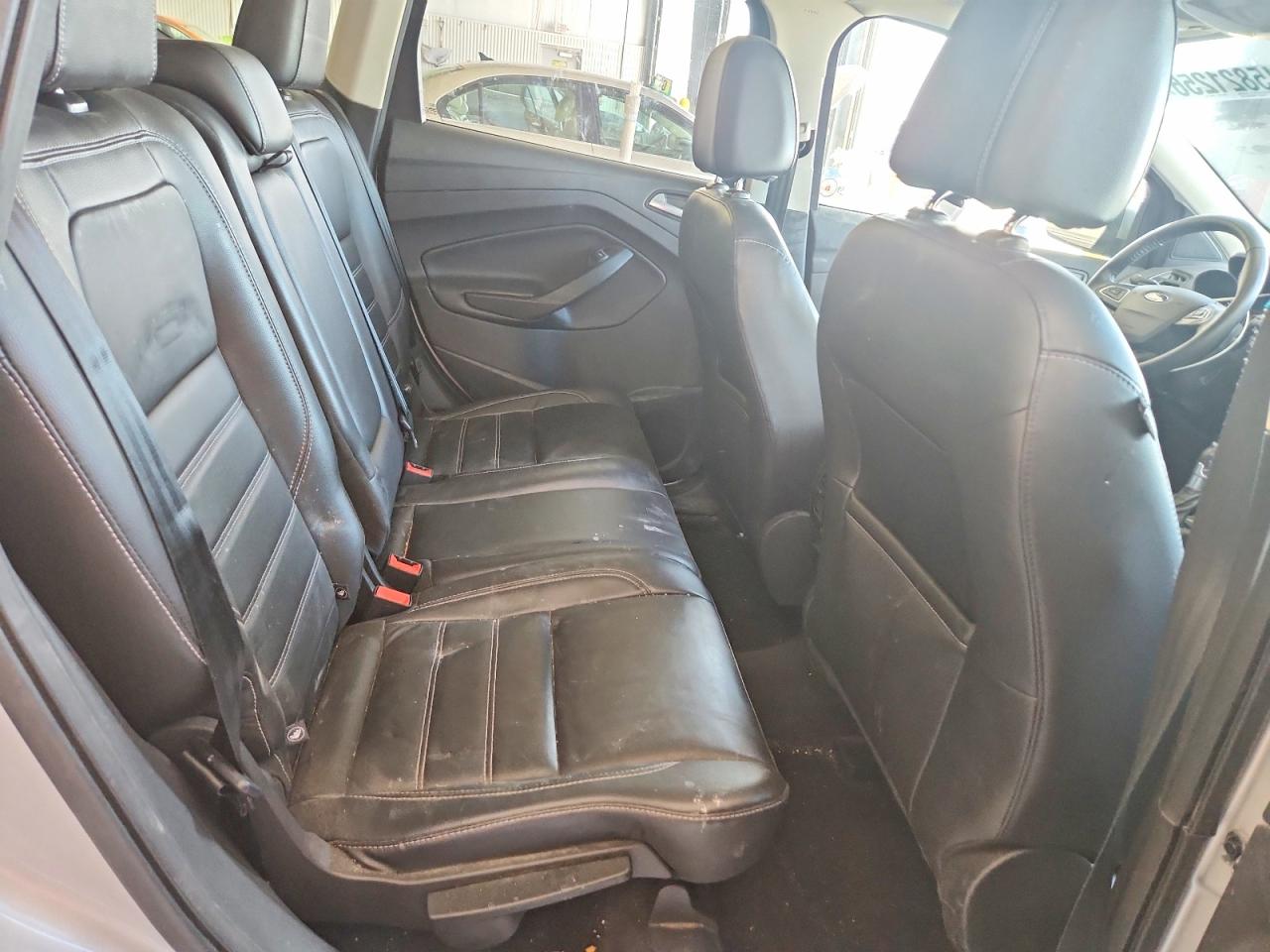 2017 FORD ESCAPE TITANIUM photo 19