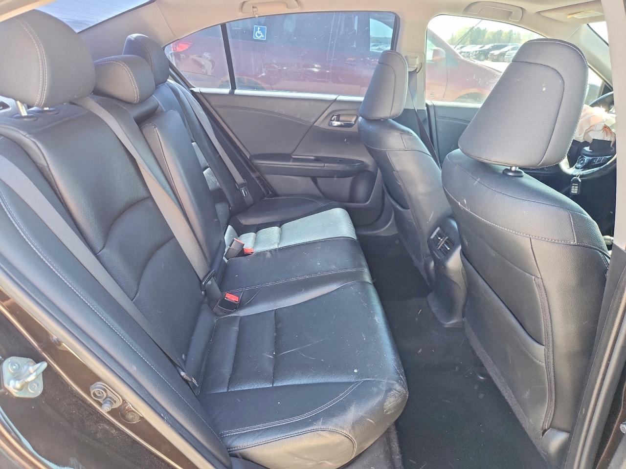 2017 HONDA ACCORD EXL photo 26