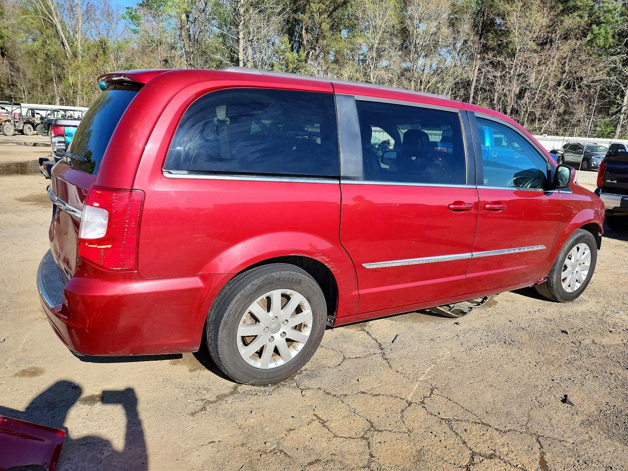2015 CHRYSLER TOWN & COUNTRY TOURING photo 3