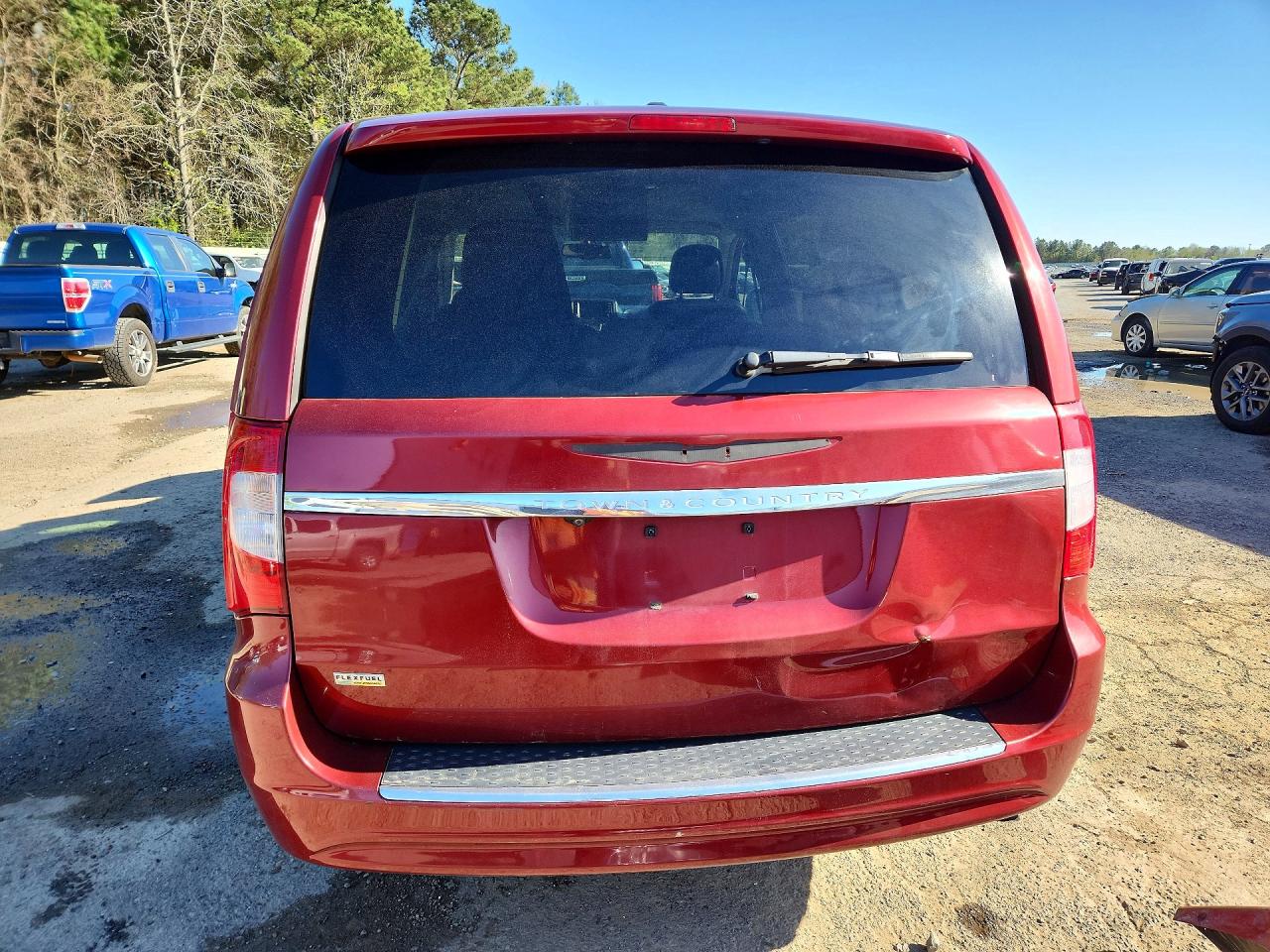 2015 CHRYSLER TOWN & COUNTRY TOURING photo 6