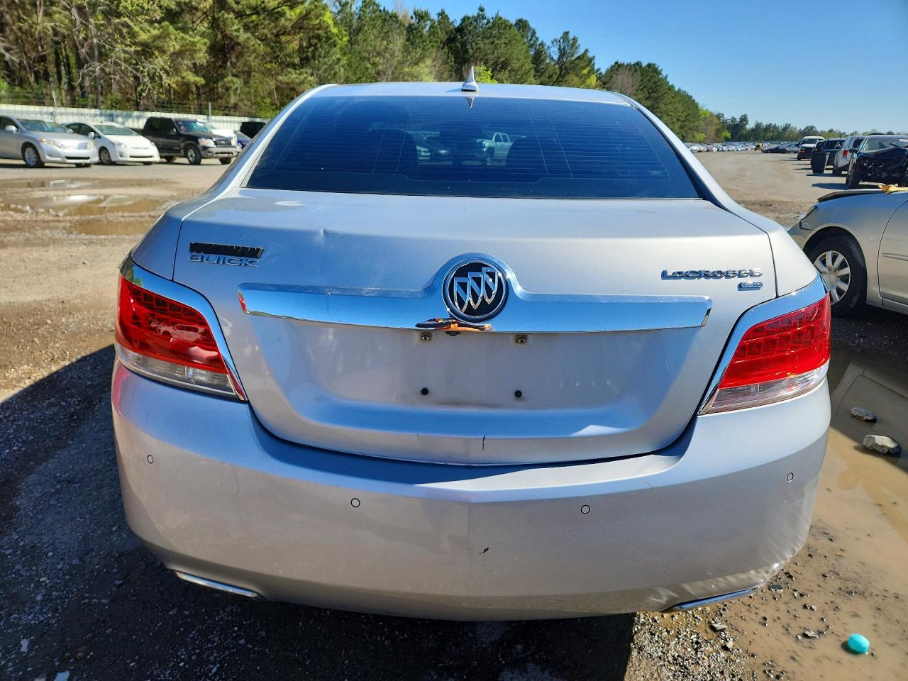 2010 BUICK LACROSSE CXS photo 11