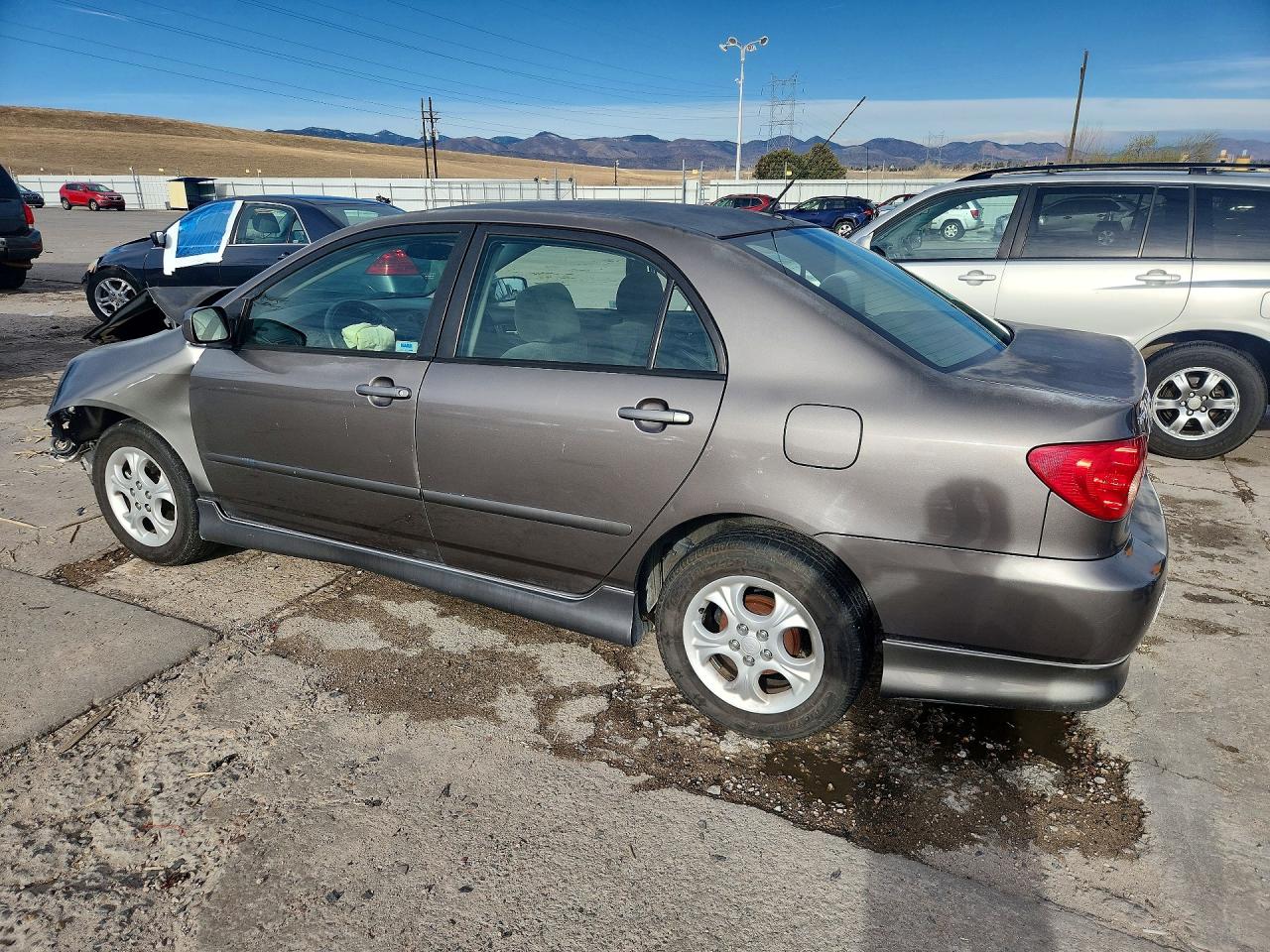 2005 TOYOTA COROLLA S photo 3