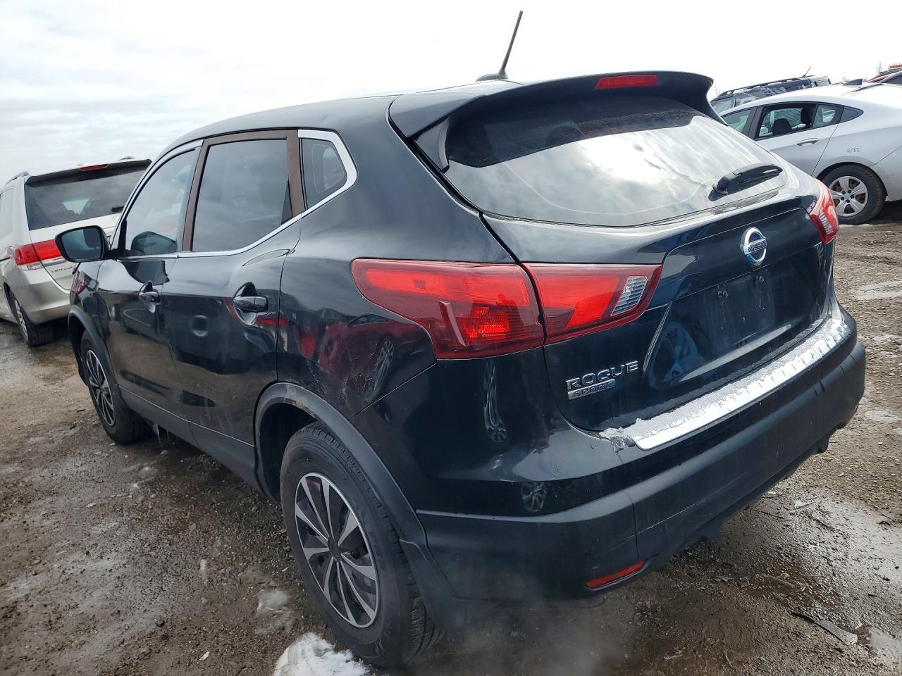2018 NISSAN ROGUE SPORT S photo 3