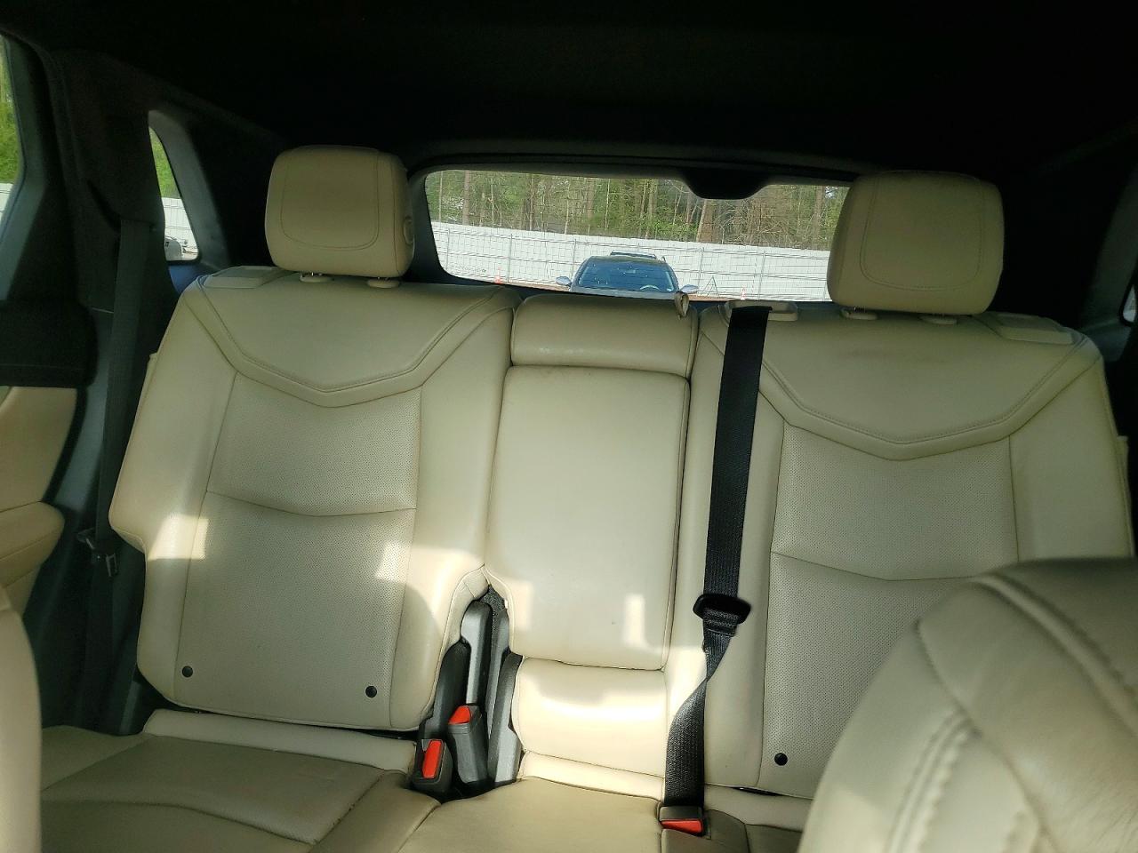 2017 CADILLAC XT5 LUXURY photo 19