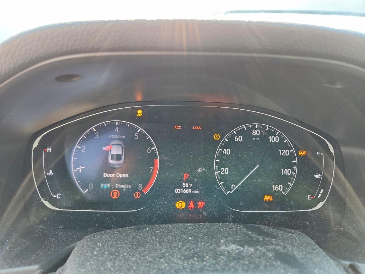 2018 HONDA ACCORD LX photo 9