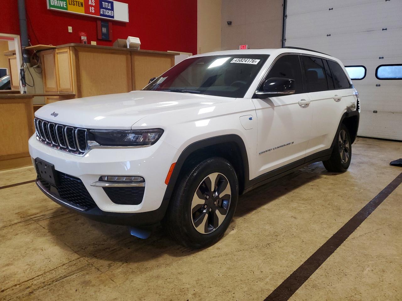 2024 JEEP GRAND CHEROKEE