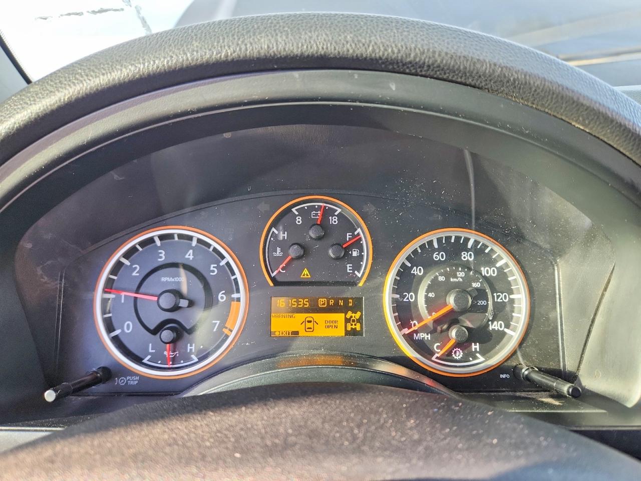 2012 NISSAN ARMADA SV photo 17
