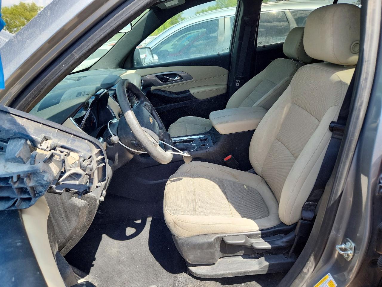 2023 CHEVROLET TRAVERSE LS photo 19