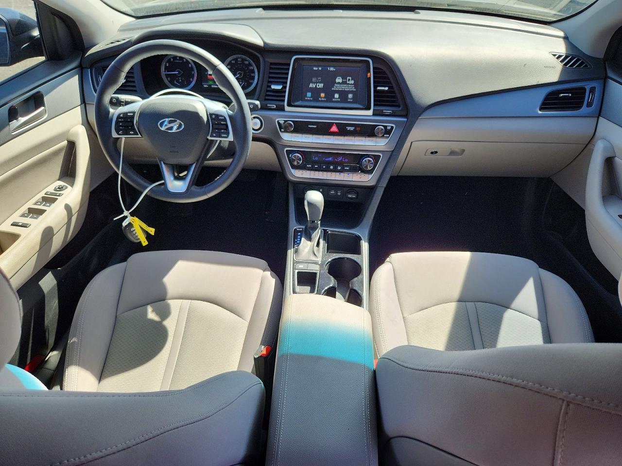 2018 HYUNDAI SONATA SEL+ photo 8