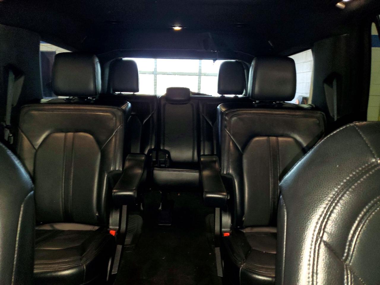 2019 FORD EXPEDITION photo 28
