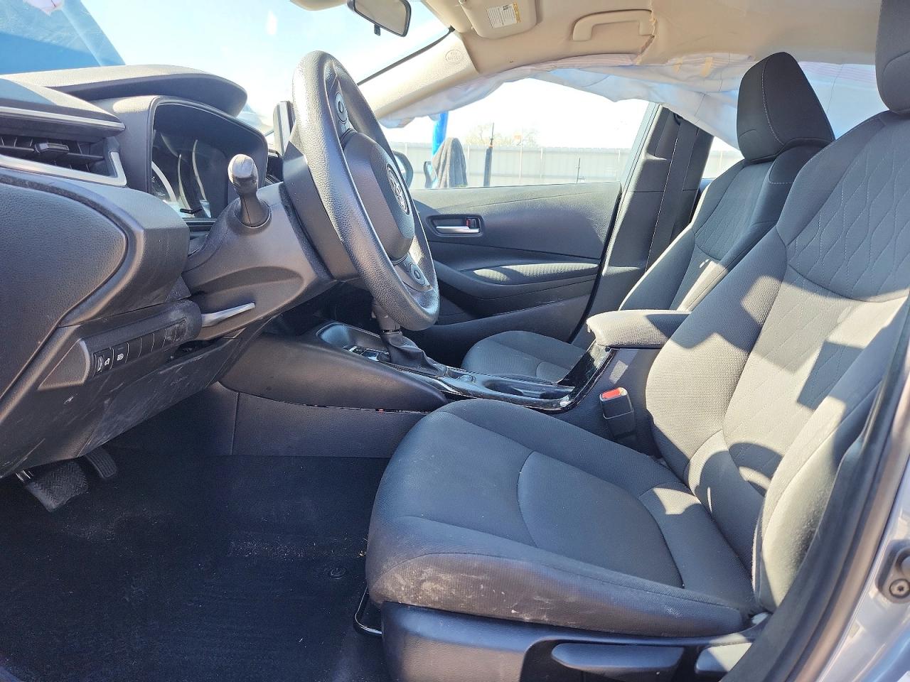2021 TOYOTA COROLLA LE photo 7
