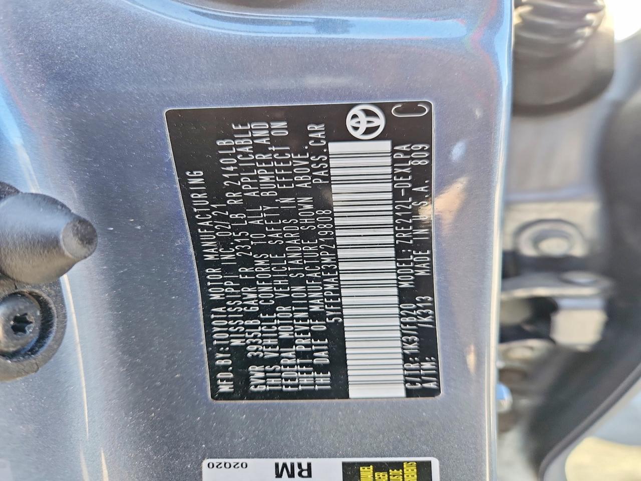 2021 TOYOTA COROLLA LE photo 12