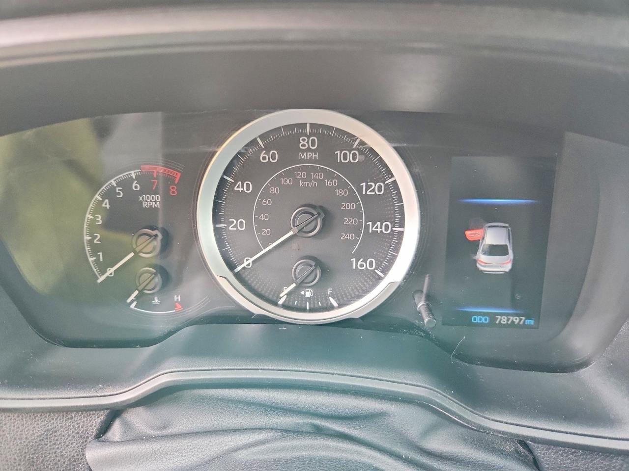 2021 TOYOTA COROLLA LE photo 9