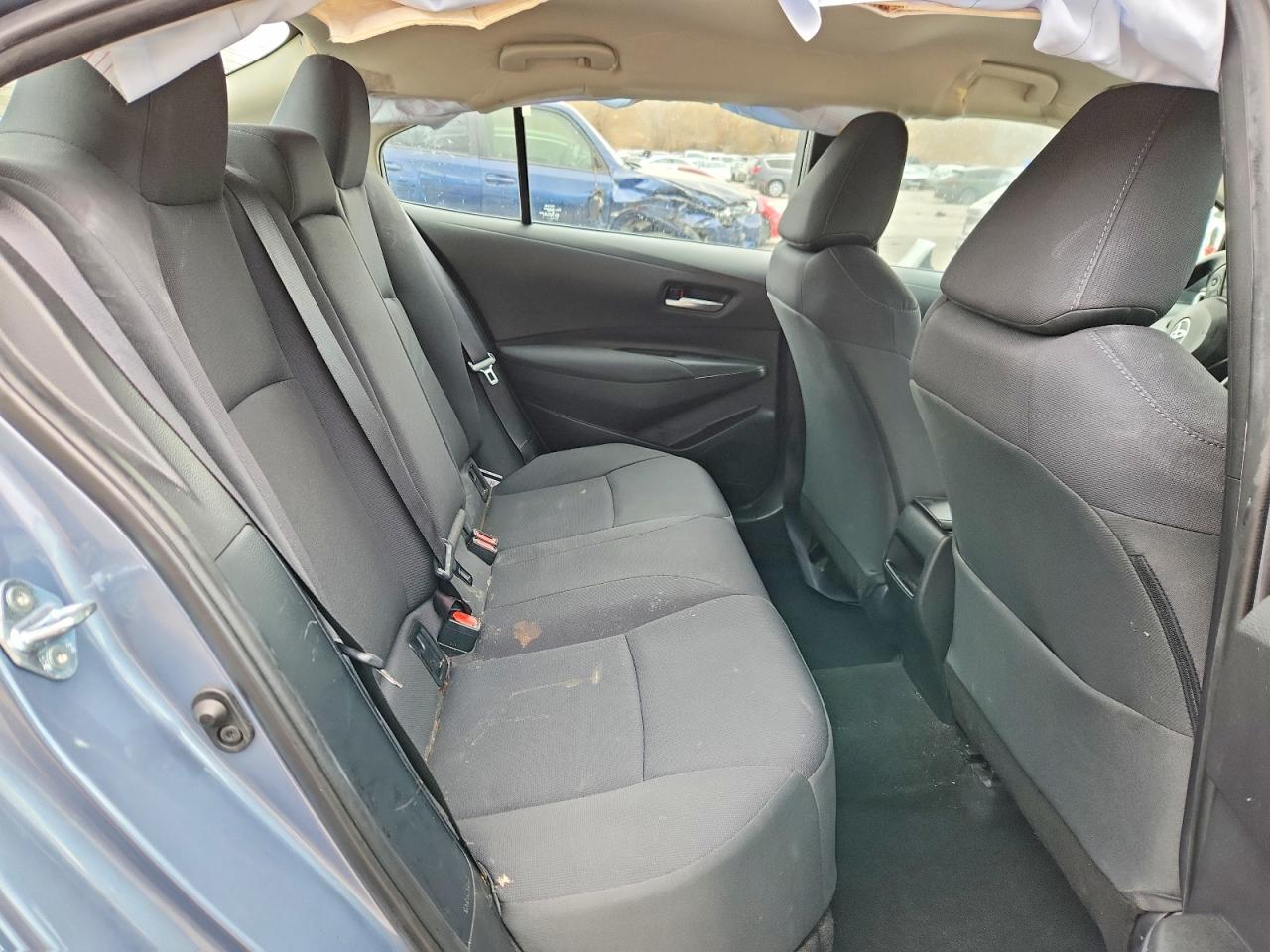 2021 TOYOTA COROLLA LE photo 10