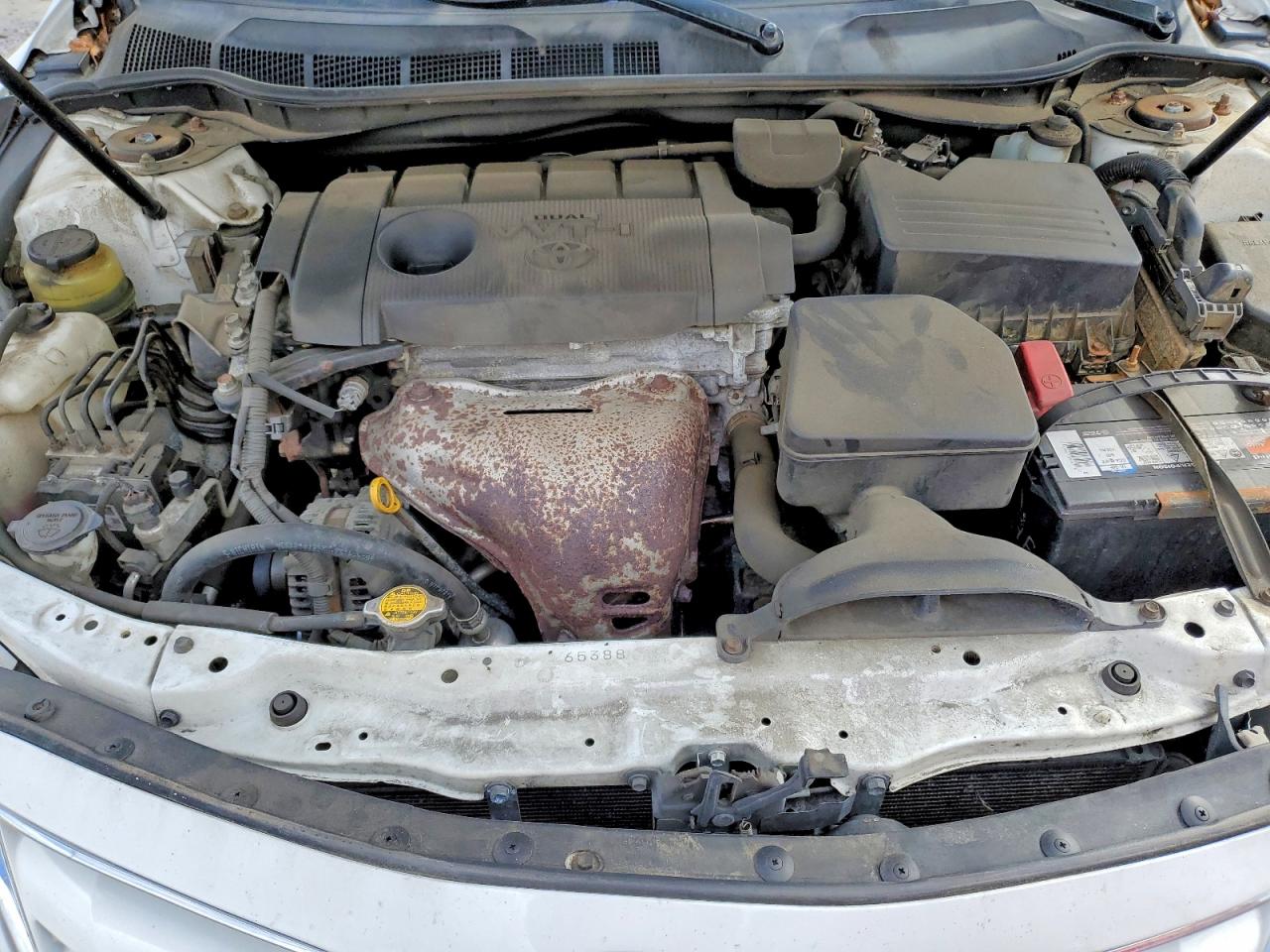 2011 TOYOTA CAMRY LE photo 11